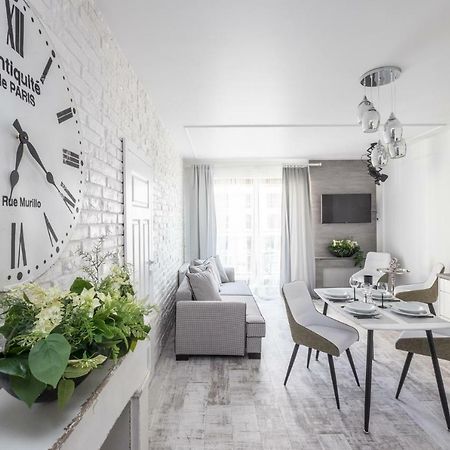 Good Time Apartment Business Center Varsó Kültér fotó