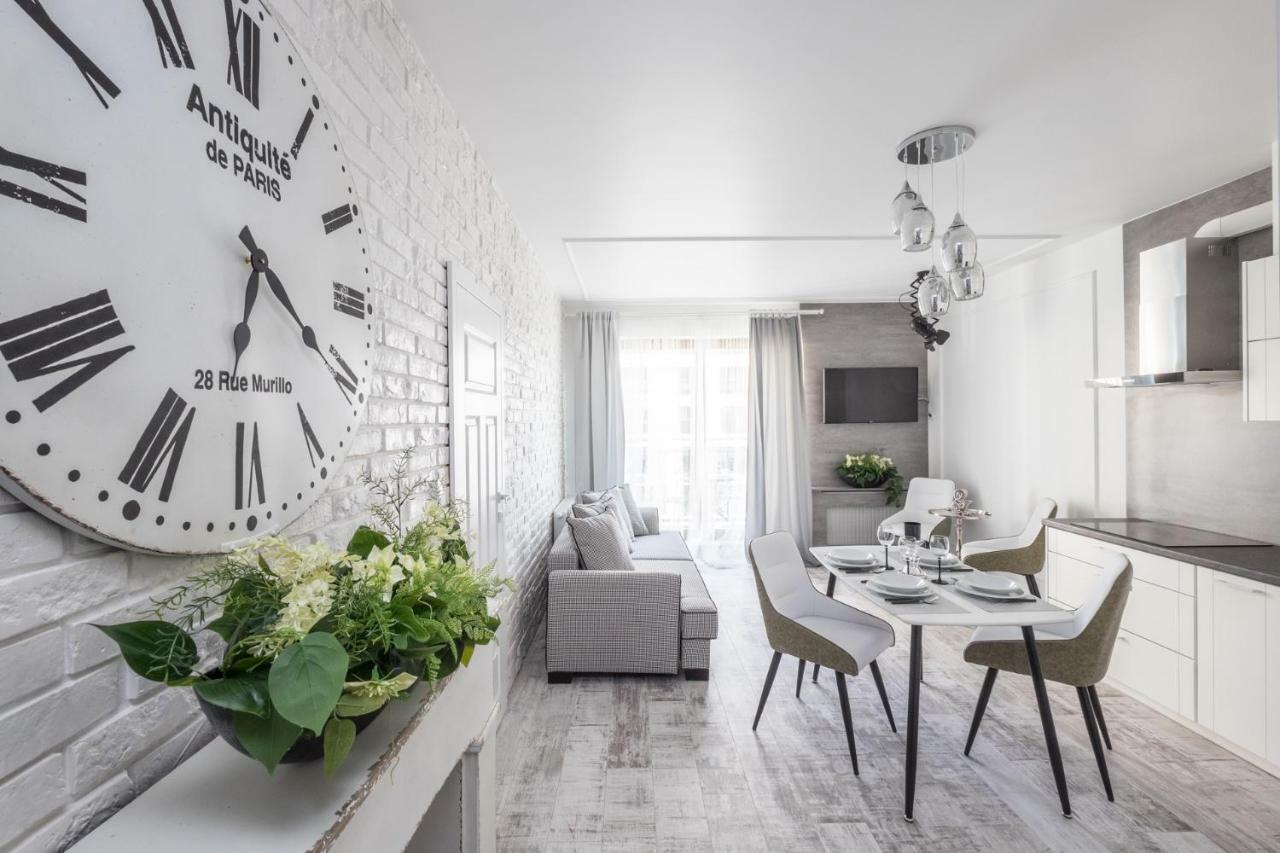 Good Time Apartment Business Center Varsó Kültér fotó